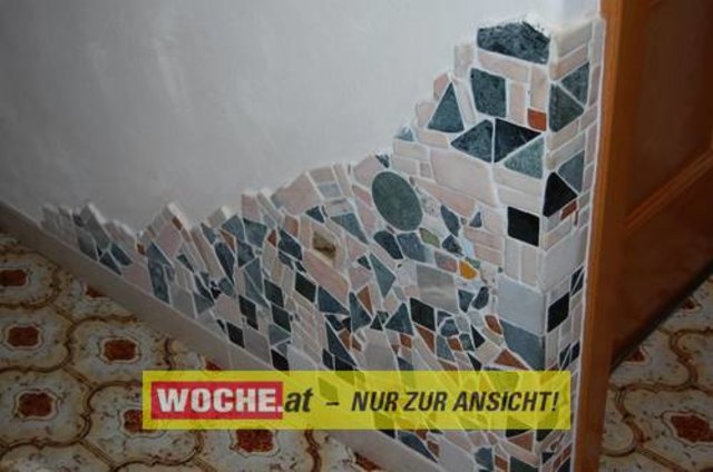 Zum 50-er wurde die Präsidentin von ART 13, von Künstlern und Nachbarn lautstark geweckt!