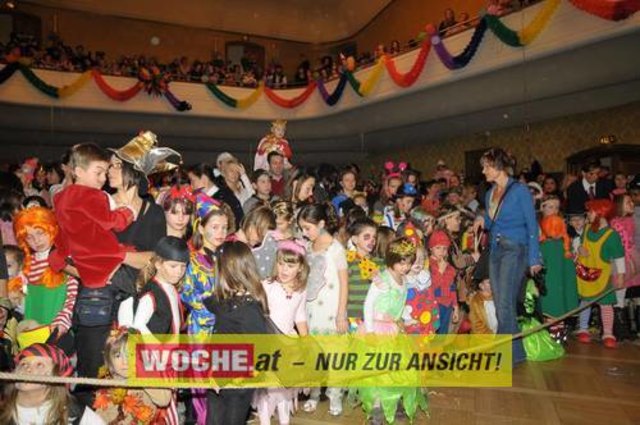 Viele kleine und große Narren tummelten sich bei Musik und Zauberei im Konzerthaus