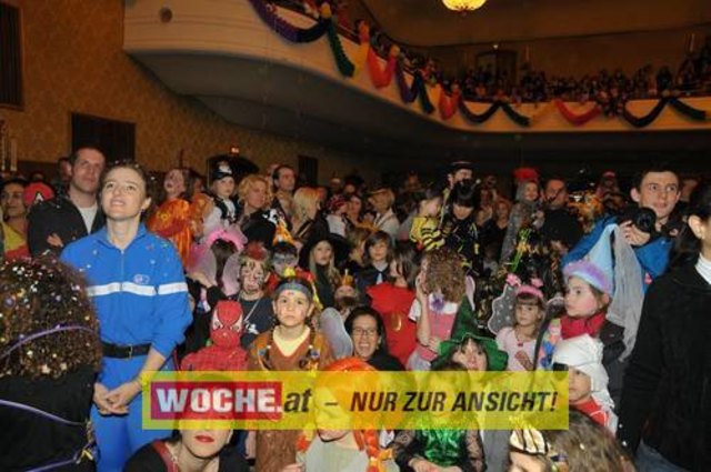 Viele kleine und große Narren tummelten sich bei Musik und Zauberei im Konzerthaus