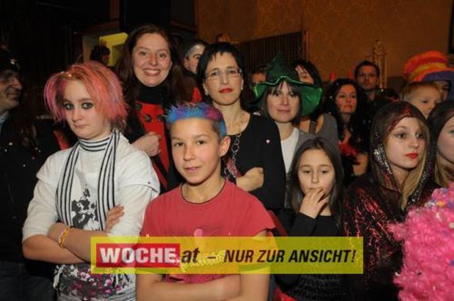 Viele kleine und große Narren tummelten sich bei Musik und Zauberei im Konzerthaus