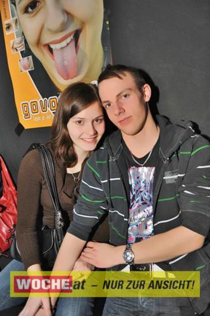 Einige Schüler der 7. Klasse des BG/BRG für Slowenen organisierten auch dieses Jahr wieder das Kontaktlinse / Kontaktna Leca 09 im ((stereo))club.