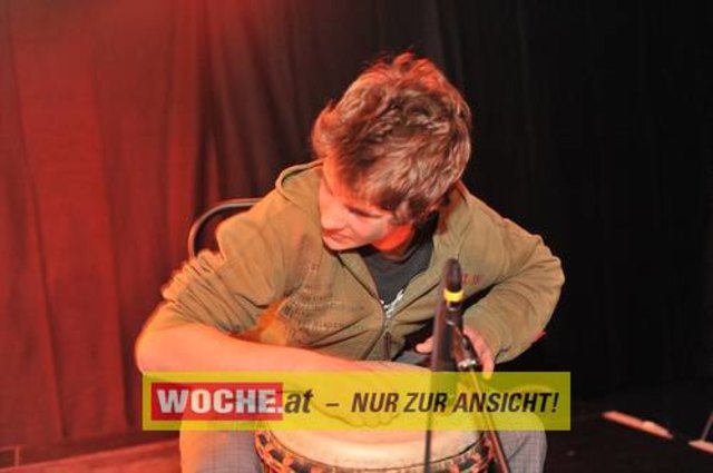 IM ((stereo))club fand das Kontaktlinse Festival mit vielen Künstlern aus den Musik, Theater und Comedybereich statt.