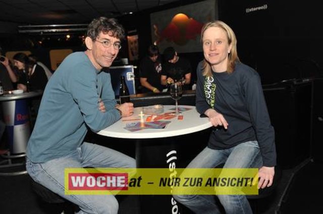 IM ((stereo))club fand das Kontaktlinse Festival mit vielen Künstlern aus den Musik, Theater und Comedybereich statt.