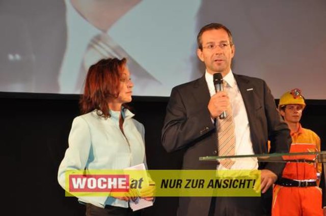 Bundesministerin Doris Bures und die Landeshauptleute Gerhard Dörfler und Gabi Burgstaller eröffneten die zweite Röhre des Katschbergtunnels.