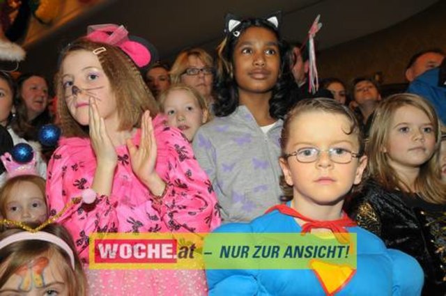 Viele kleine und große Narren tummelten sich bei Musik und Zauberei im Konzerthaus