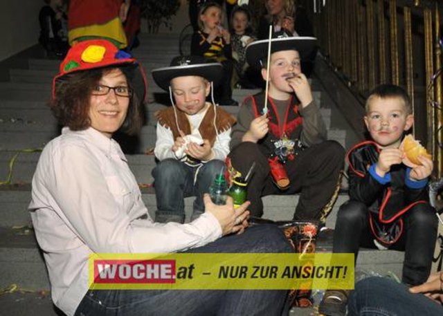 Viele kleine und große Narren tummelten sich bei Musik und Zauberei im Konzerthaus