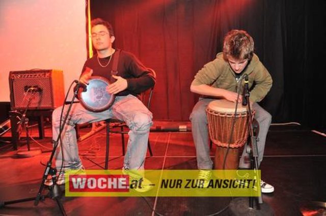 IM ((stereo))club fand das Kontaktlinse Festival mit vielen Künstlern aus den Musik, Theater und Comedybereich statt.