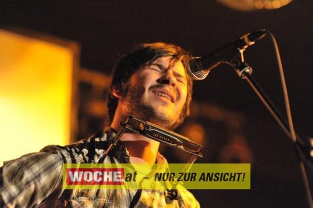 IM ((stereo))club fand das Kontaktlinse Festival mit vielen Künstlern aus den Musik, Theater und Comedybereich statt.