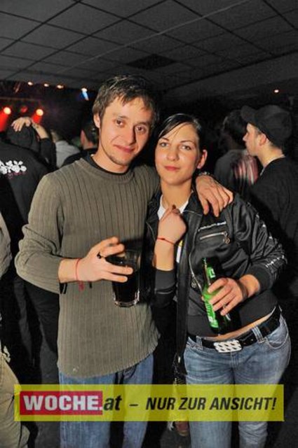 Einige Schüler der 7. Klasse des BG/BRG für Slowenen organisierten auch dieses Jahr wieder das Kontaktlinse / Kontaktna Leca 09 im ((stereo))club.