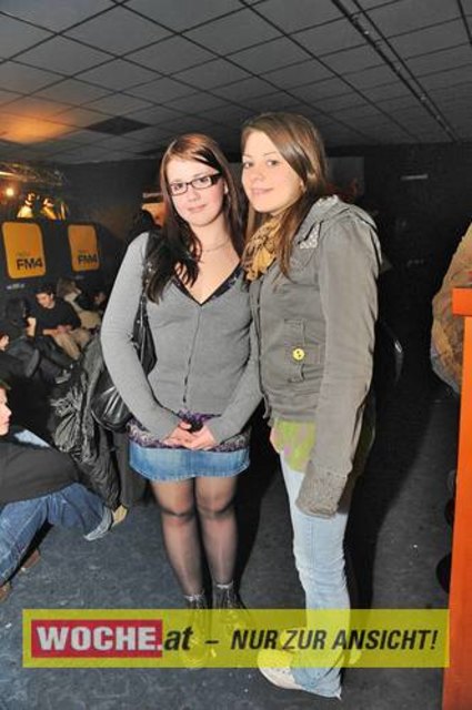 Einige Schüler der 7. Klasse des BG/BRG für Slowenen organisierten auch dieses Jahr wieder das Kontaktlinse / Kontaktna Leca 09 im ((stereo))club.