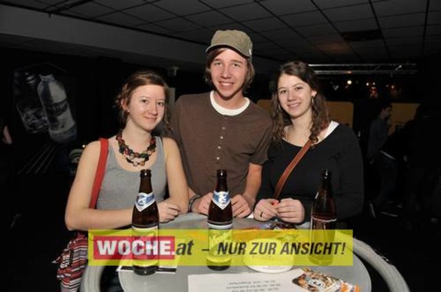 IM ((stereo))club fand das Kontaktlinse Festival mit vielen Künstlern aus den Musik, Theater und Comedybereich statt.