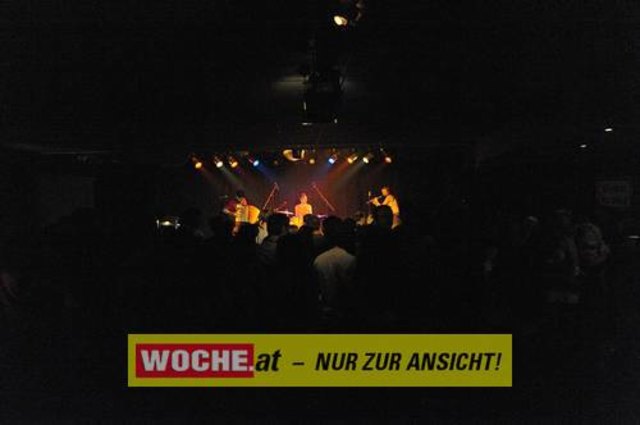 IM ((stereo))club fand das Kontaktlinse Festival mit vielen Künstlern aus den Musik, Theater und Comedybereich statt.