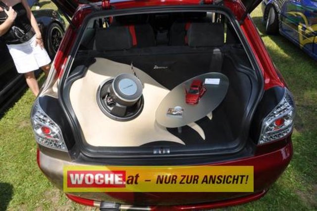 Der See ruft! In Reifnitz und rund um den Wörthersee haben die GTI-Fans beim "28. GTI-Treffen" das Sagen!