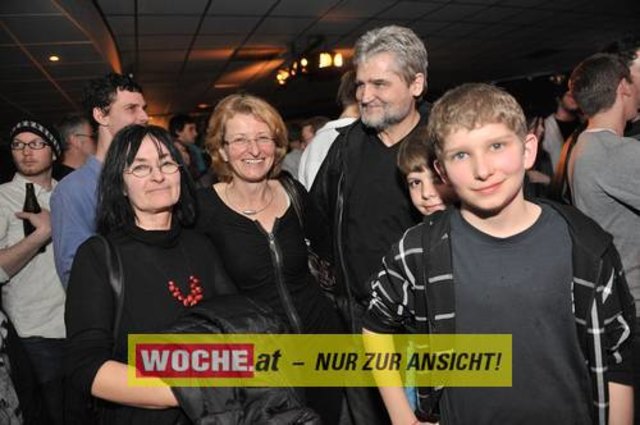 IM ((stereo))club fand das Kontaktlinse Festival mit vielen Künstlern aus den Musik, Theater und Comedybereich statt.