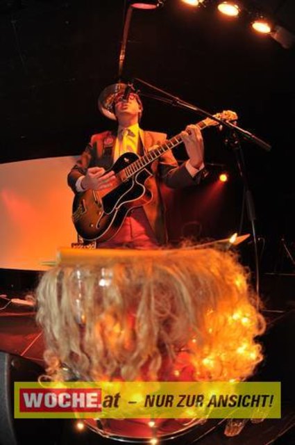 IM ((stereo))club fand das Kontaktlinse Festival mit vielen Künstlern aus den Musik, Theater und Comedybereich statt.