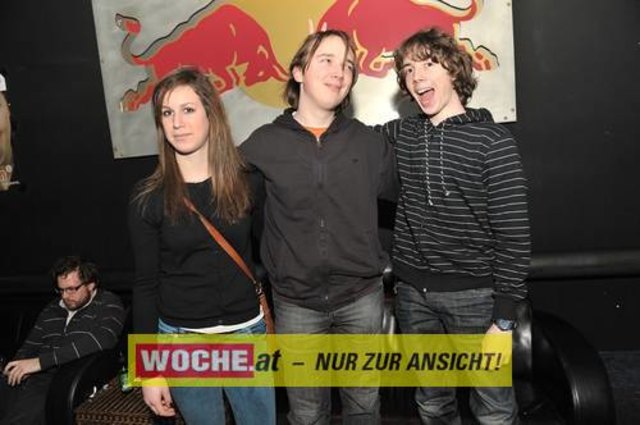 IM ((stereo))club fand das Kontaktlinse Festival mit vielen Künstlern aus den Musik, Theater und Comedybereich statt.