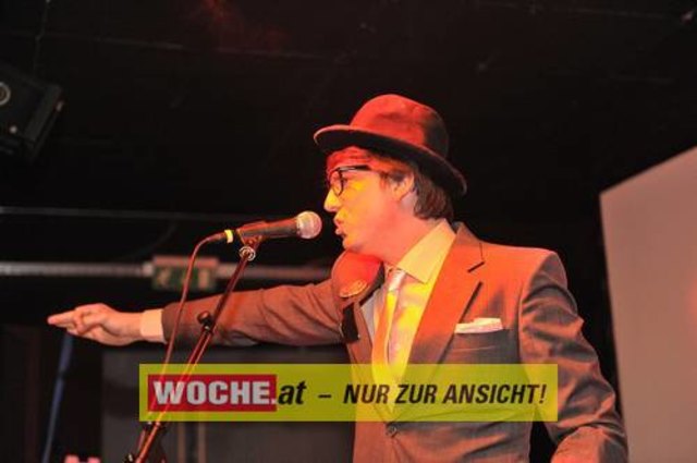 IM ((stereo))club fand das Kontaktlinse Festival mit vielen Künstlern aus den Musik, Theater und Comedybereich statt.