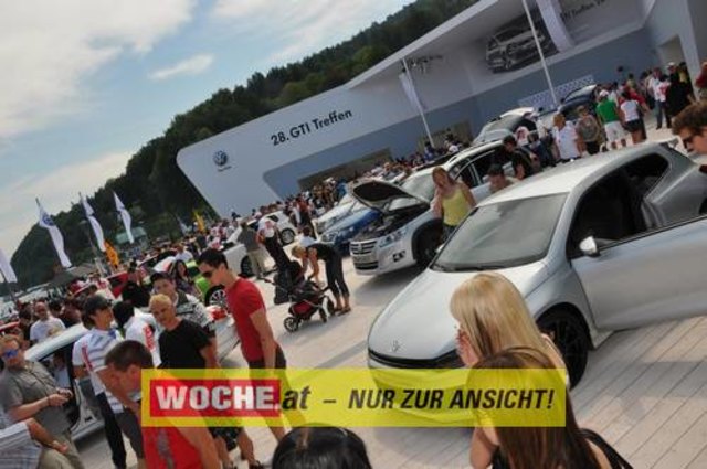Der See ruft! In Reifnitz und rund um den Wörthersee haben die GTI-Fans beim "28. GTI-Treffen" das Sagen!