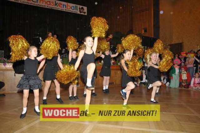 Viele kleine und große Narren tummelten sich bei Musik und Zauberei im Konzerthaus