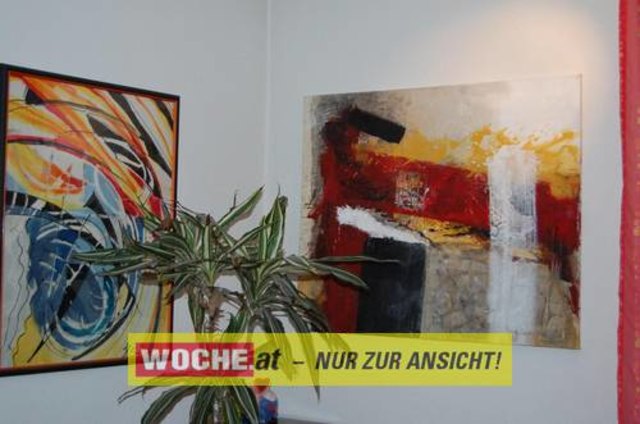 Zum 50-er wurde die Präsidentin von ART 13, von Künstlern und Nachbarn lautstark geweckt!