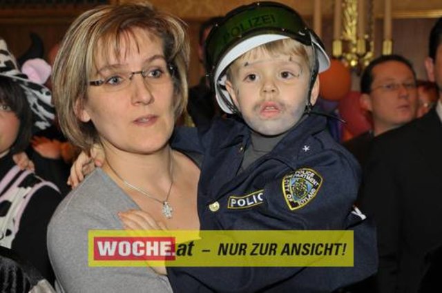 Viele kleine und große Narren tummelten sich bei Musik und Zauberei im Konzerthaus