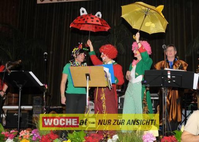 Viele kleine und große Narren tummelten sich bei Musik und Zauberei im Konzerthaus