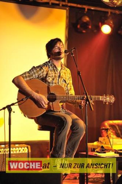 IM ((stereo))club fand das Kontaktlinse Festival mit vielen Künstlern aus den Musik, Theater und Comedybereich statt.
