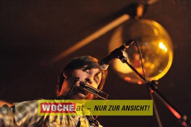 IM ((stereo))club fand das Kontaktlinse Festival mit vielen Künstlern aus den Musik, Theater und Comedybereich statt.