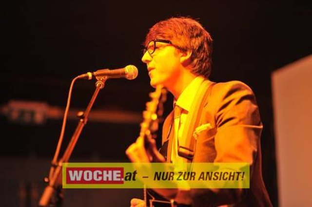 IM ((stereo))club fand das Kontaktlinse Festival mit vielen Künstlern aus den Musik, Theater und Comedybereich statt.