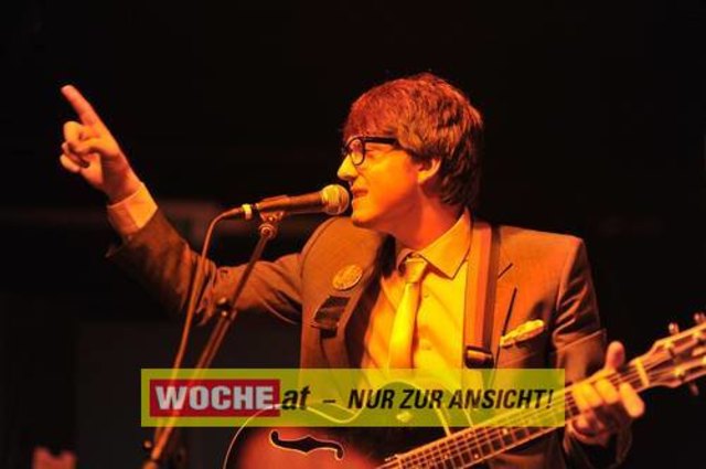 IM ((stereo))club fand das Kontaktlinse Festival mit vielen Künstlern aus den Musik, Theater und Comedybereich statt.