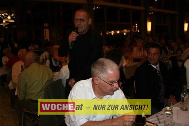 Der MGV Jakling lud zum "Frühlingsfestival" für Licht ins Dunkel, charmante Moderatorin: Sonja Kleindienst. 13 Gruppen aus dem Lavanttal stellten sich in den Dienst der guten Sache.