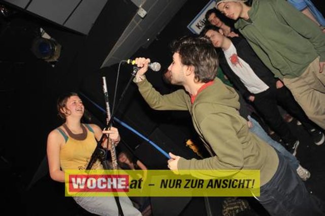 IM ((stereo))club fand das Kontaktlinse Festival mit vielen Künstlern aus den Musik, Theater und Comedybereich statt.
