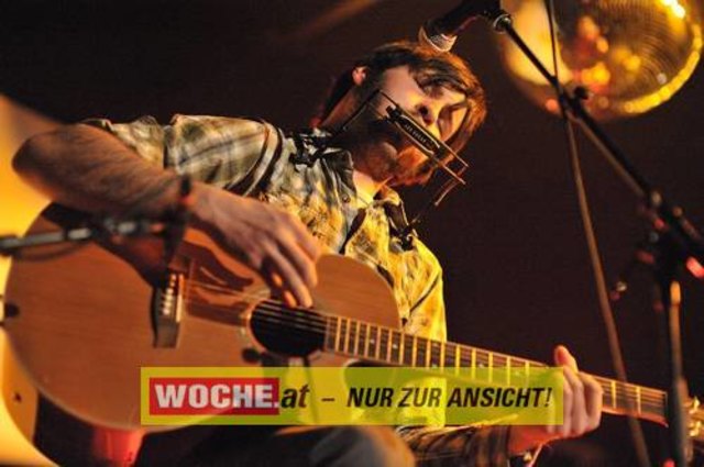 IM ((stereo))club fand das Kontaktlinse Festival mit vielen Künstlern aus den Musik, Theater und Comedybereich statt.
