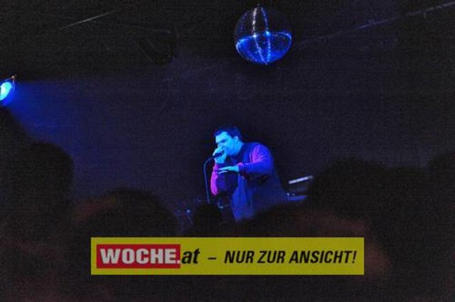Einige Schüler der 7. Klasse des BG/BRG für Slowenen organisierten auch dieses Jahr wieder das Kontaktlinse / Kontaktna Leca 09 im ((stereo))club.