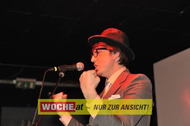 IM ((stereo))club fand das Kontaktlinse Festival mit vielen Künstlern aus den Musik, Theater und Comedybereich statt.