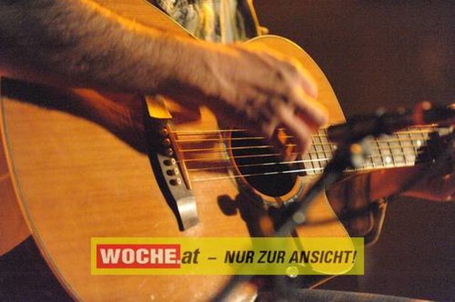 IM ((stereo))club fand das Kontaktlinse Festival mit vielen Künstlern aus den Musik, Theater und Comedybereich statt.