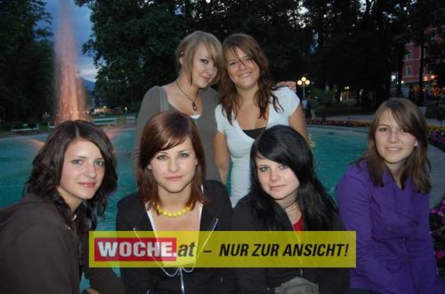 In Spittal konnte wieder bis spät in den Abend hinein geshoppt werden.