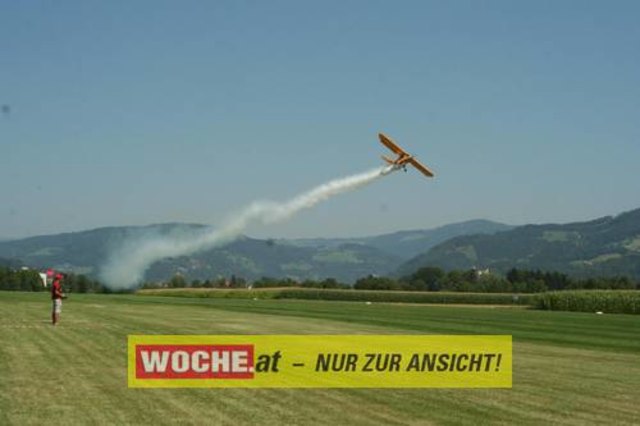 Die WOCHE besuchte die Modellflugshow 2009 in St. Marein.