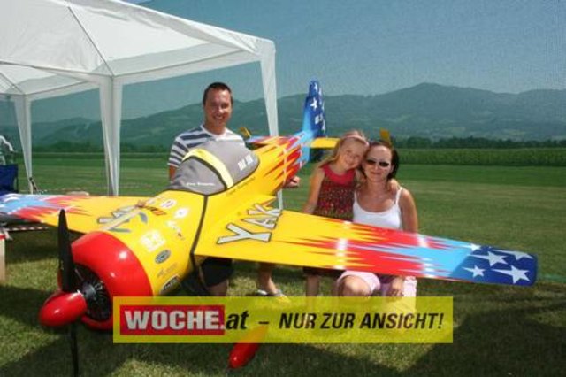Die WOCHE besuchte die Modellflugshow 2009 in St. Marein.