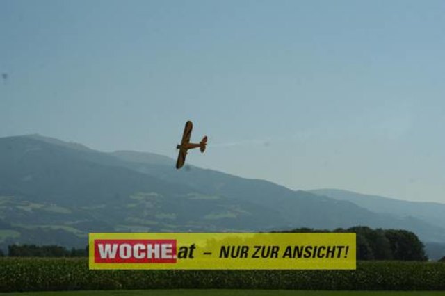 Die WOCHE besuchte die Modellflugshow 2009 in St. Marein.