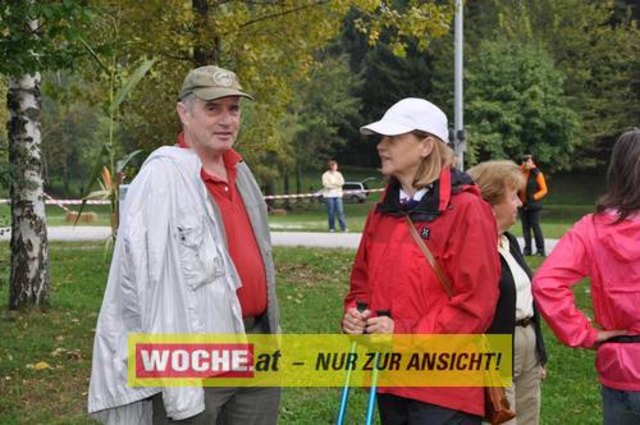 Anlässlich vom Herbst Aktivtag am Faakersee, gab es den letzten WOCHE-Wandertag der Saison. Gewandert wurde ab der Burgruine Finkenstein. Hunderte Teilnehmer nahmen daran teil!