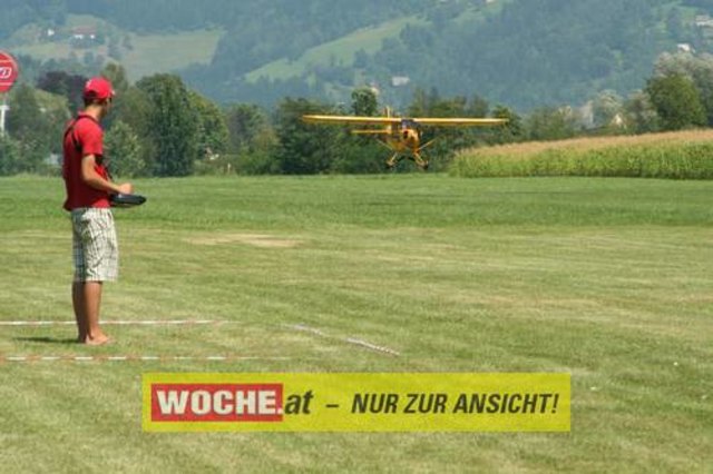 Die WOCHE besuchte die Modellflugshow 2009 in St. Marein.