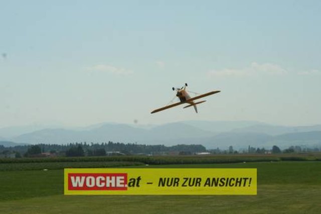 Die WOCHE besuchte die Modellflugshow 2009 in St. Marein.