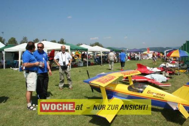 Die WOCHE besuchte die Modellflugshow 2009 in St. Marein.