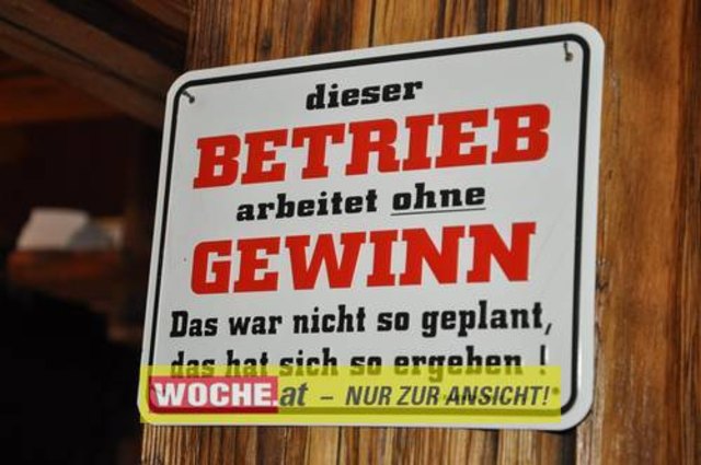 Klaus Graf feierte mit seinem Team den Abschluss der Dreharbeiten zur "Lilly Schönauer"-Produktion "Verliebt in einen Unbekannten" in Tina's Buschenschank in Gösselsdorf bei Eberndorf.