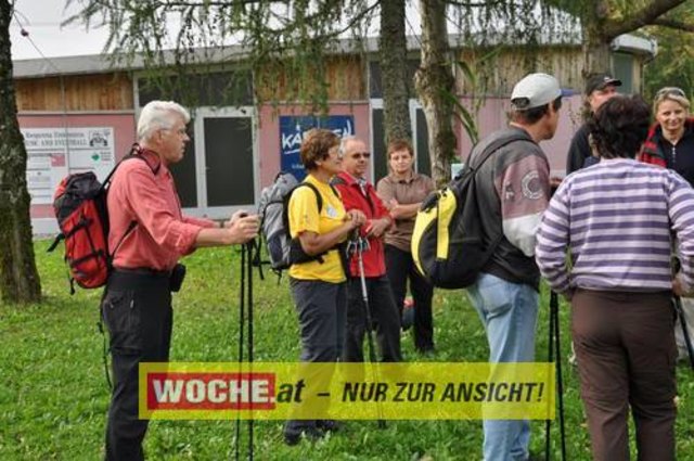 Anlässlich vom Herbst Aktivtag am Faakersee, gab es den letzten WOCHE-Wandertag der Saison. Gewandert wurde ab der Burgruine Finkenstein. Hunderte Teilnehmer nahmen daran teil!