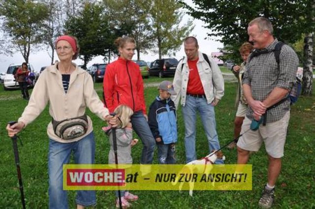Anlässlich vom Herbst Aktivtag am Faakersee, gab es den letzten WOCHE-Wandertag der Saison. Gewandert wurde ab der Burgruine Finkenstein. Hunderte Teilnehmer nahmen daran teil!