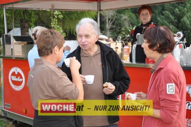 Anlässlich vom Herbst Aktivtag am Faakersee, gab es den letzten WOCHE-Wandertag der Saison. Gewandert wurde ab der Burgruine Finkenstein. Hunderte Teilnehmer nahmen daran teil!
