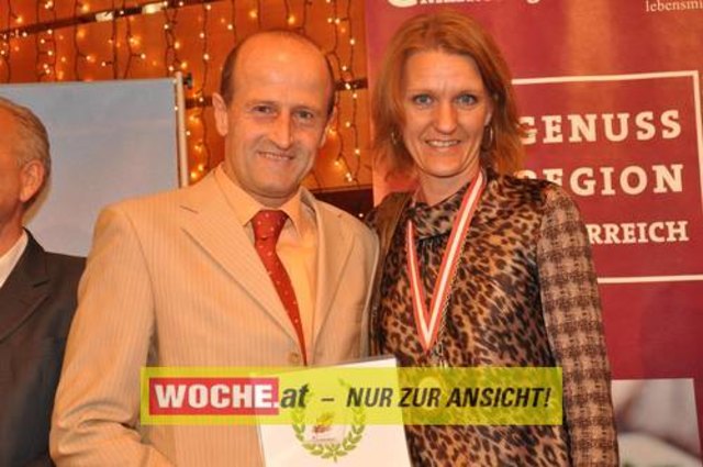 Im Casino Velden wurden die besten Kärntner Genuss Läden von den Genuss-Guide-Herausgebern Willy Lehmann und Fritz Stifsohn sowie Landesrat Josef Martinz ausgezeichnet.