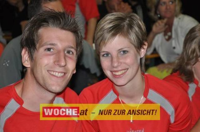An die 500 Triathleten mußten 500 Meter schwimmen, 32 Kilometer radfahren und 6,7 Kilometer laufen.